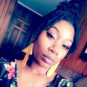 Meet your Posher, Contessa